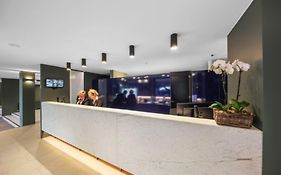 Belconnen Way Hotel & Serviced Apartments